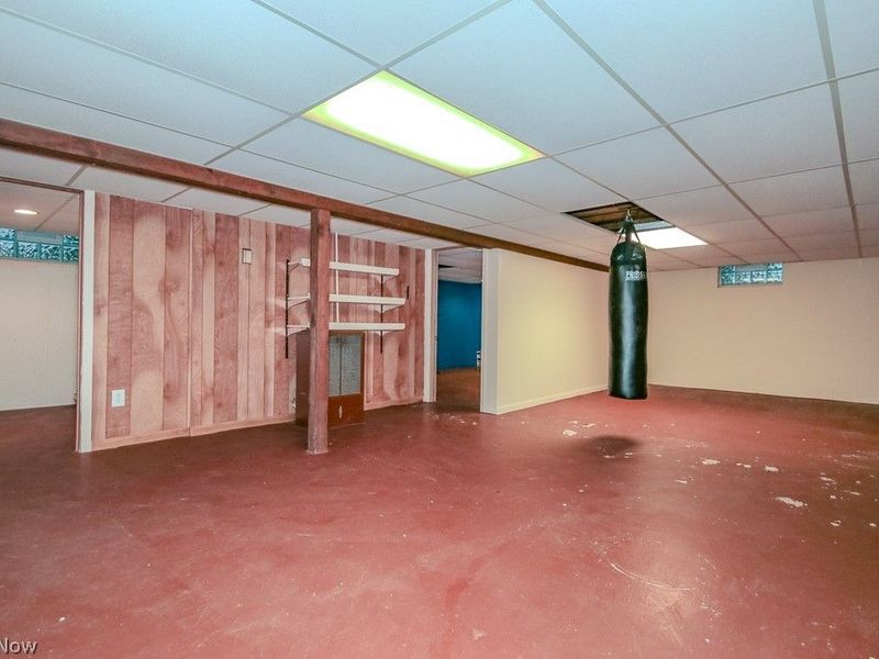 944 Larkridge Avenue, Youngstown, OH 44512 Photo 26