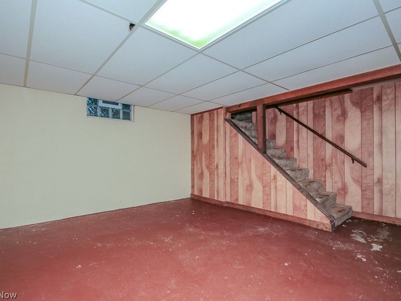 944 Larkridge Avenue, Youngstown, OH 44512 Photo 27
