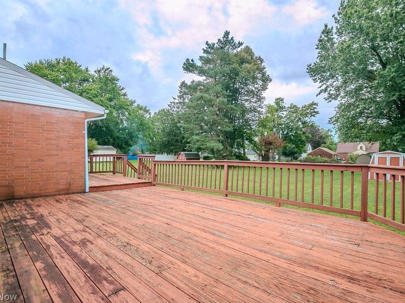 944 Larkridge Avenue, Youngstown, OH 44512 Photo 28