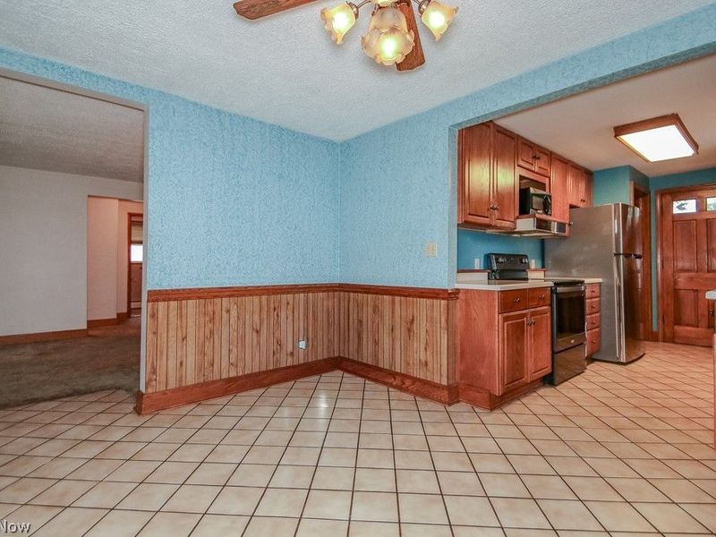 944 Larkridge Avenue, Youngstown, OH 44512 Photo 7