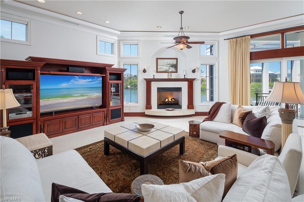 217 Bayfront Dr, Bonita Springs, FL 34134 Photo