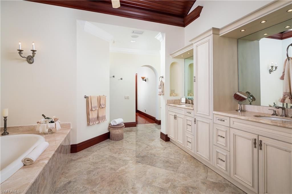 217 Bayfront Dr, Bonita Springs, FL 34134 Photo