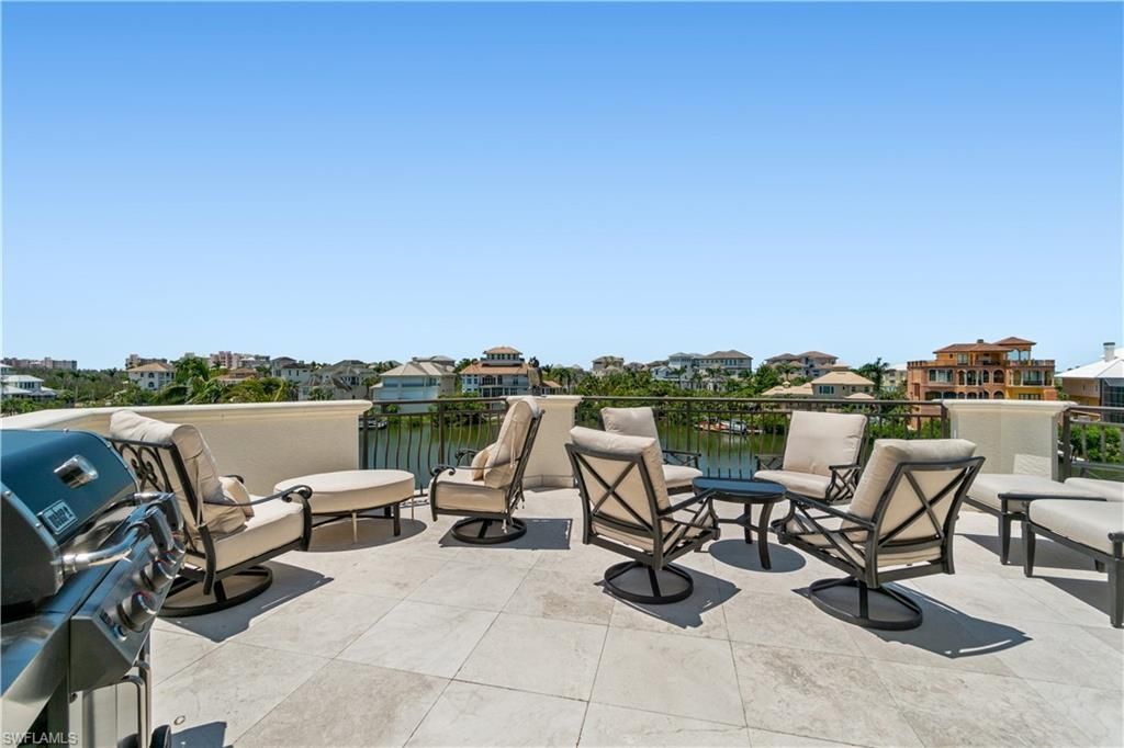 217 Bayfront Dr, Bonita Springs, FL 34134 Photo