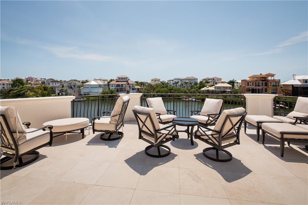 217 Bayfront Dr, Bonita Springs, FL 34134 Photo