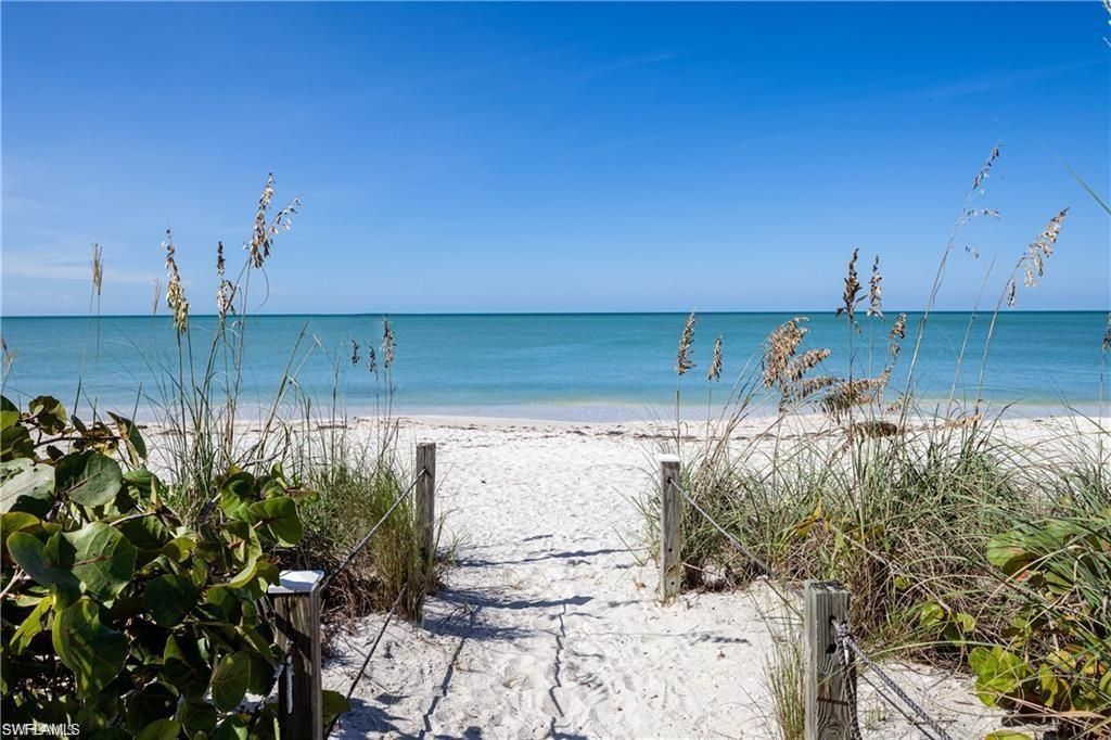 217 Bayfront Dr, Bonita Springs, FL 34134 Photo