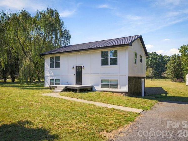 2646 Icard Rhodhiss Road , Connelly Springs, NC 28612