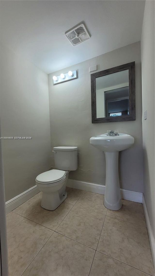 1800 Sans Souci Blvd, Unit 428, North Miami, FL 33181 Photo