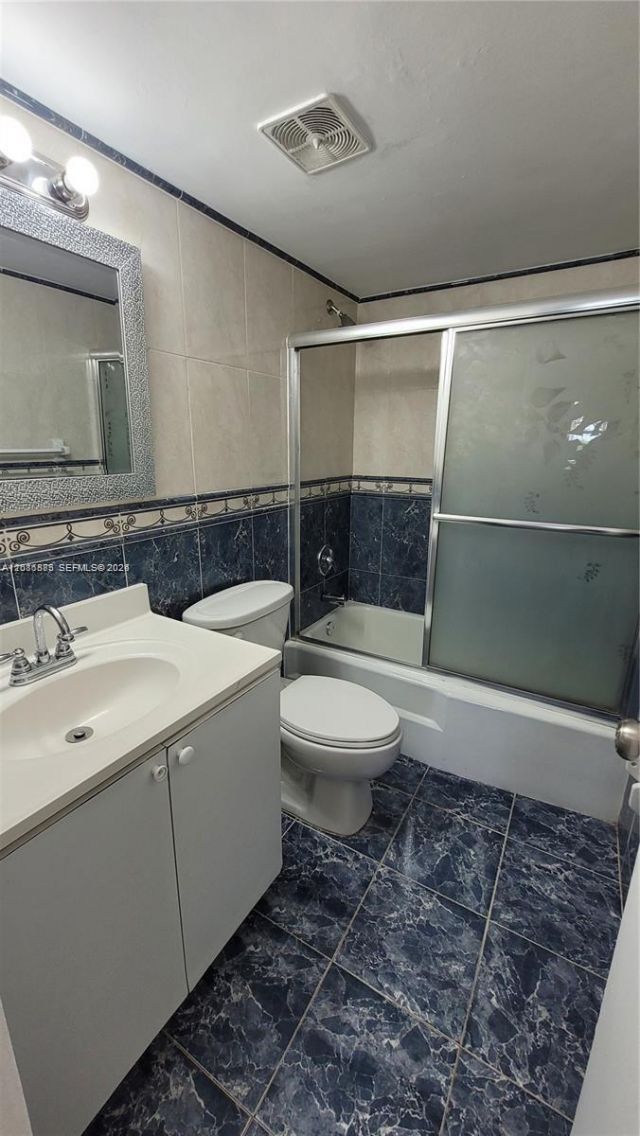 1800 Sans Souci Blvd, Unit 428, North Miami, FL 33181 Photo