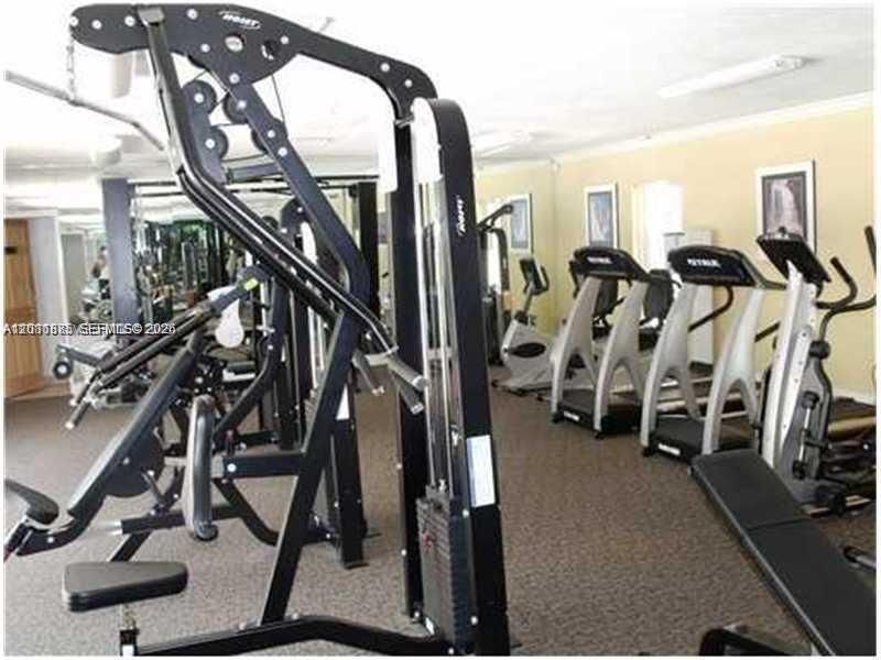 1800 Sans Souci Blvd, Unit 428, North Miami, FL 33181 Photo