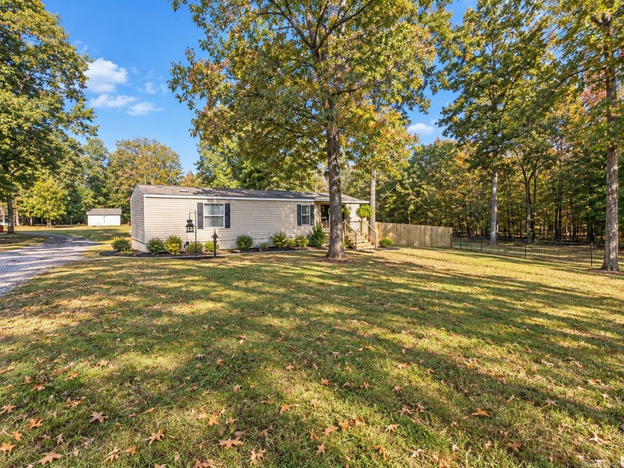 6 Funderburk Road  Murfreesboro, AR 71958