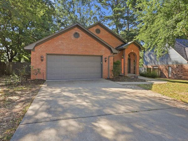 2835 Kent Lane, Conway, AR 72034