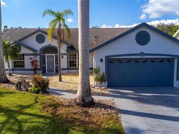 22632 Forest View DR, ESTERO, FL 33928