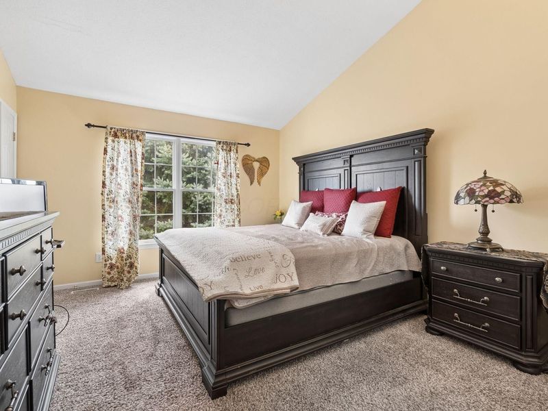 7383 Fairfield Lakes Drive , Powell, OH 43065 Photo 13