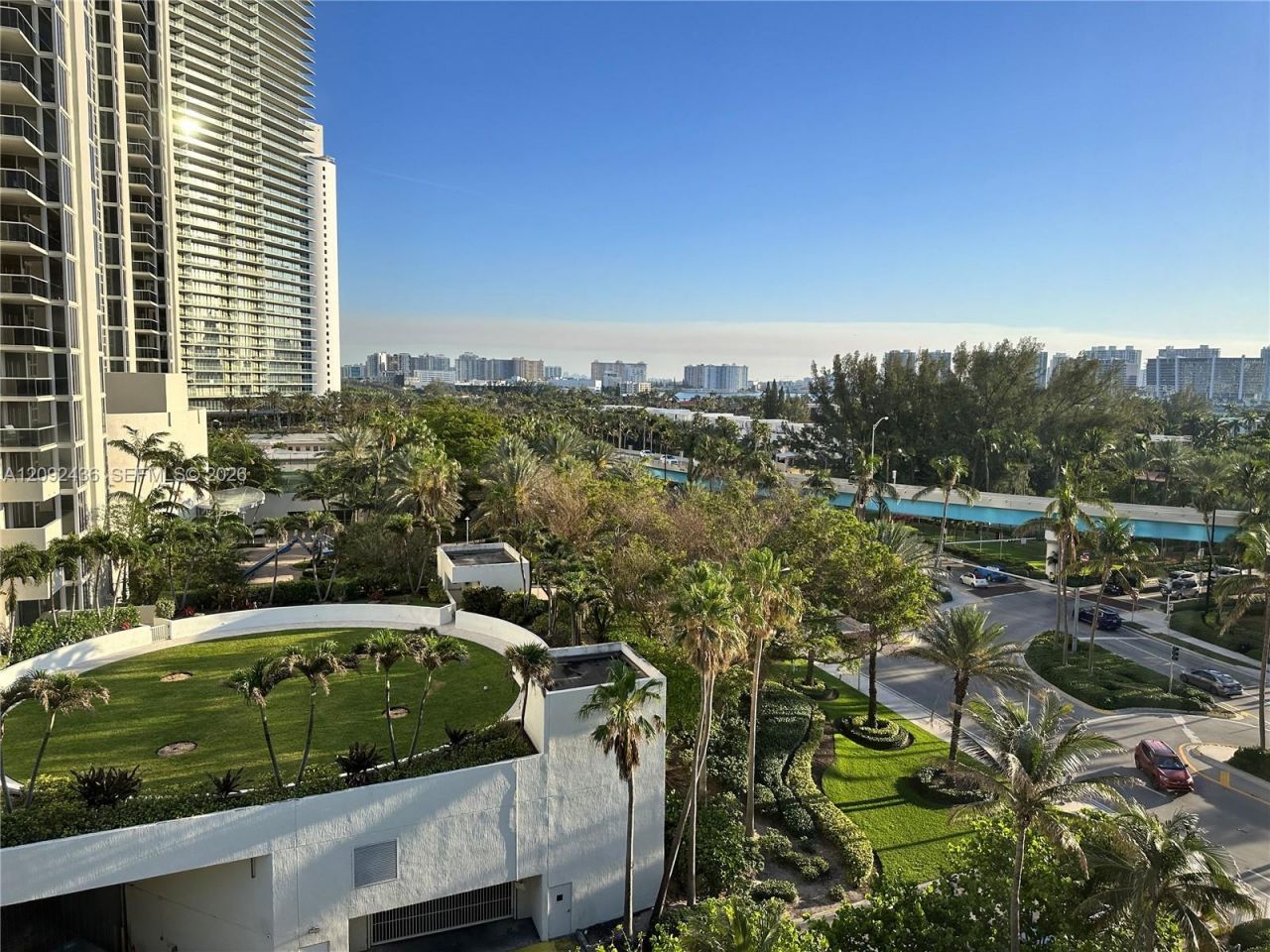 19201 Collins Ave , Unit 644, Sunny Isles Beach, FL 33160 Photo