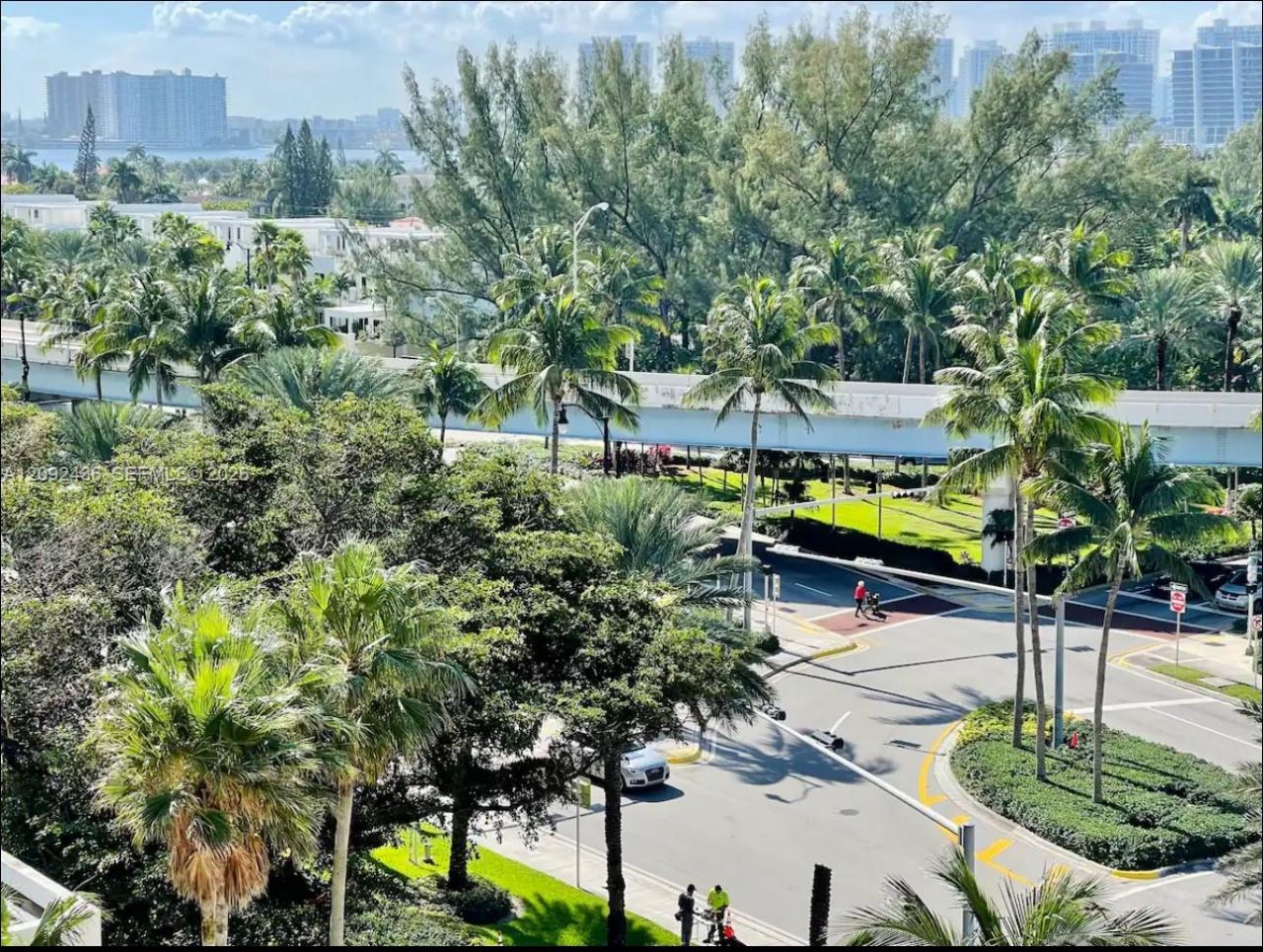 19201 Collins Ave , Unit 644, Sunny Isles Beach, FL 33160 Photo