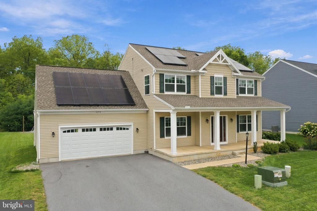 304 LEXINGTON LANE, SHIPPENSBURG, PA 17257
