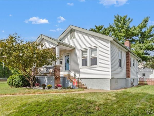 6215 Arthur Avenue, St Louis, MO 63139