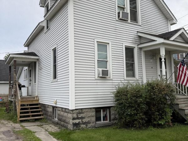 210 S 7th Avenue, Alpena, MI 49707