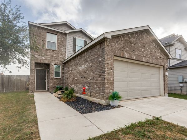 625 Pond, New Braunfels, TX 78130