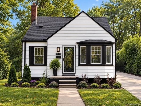 1035 N Vermont Avenue, Royal Oak, Mi 48067