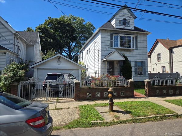 9424 107th Street , Ozone Park, NY 11416
