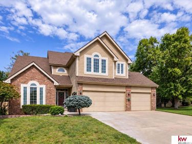 2502 Morrie Drive, Bellevue, NE 68123