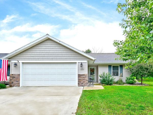 720 18th Avenue N, Unit 1, Estherville, IA 51334