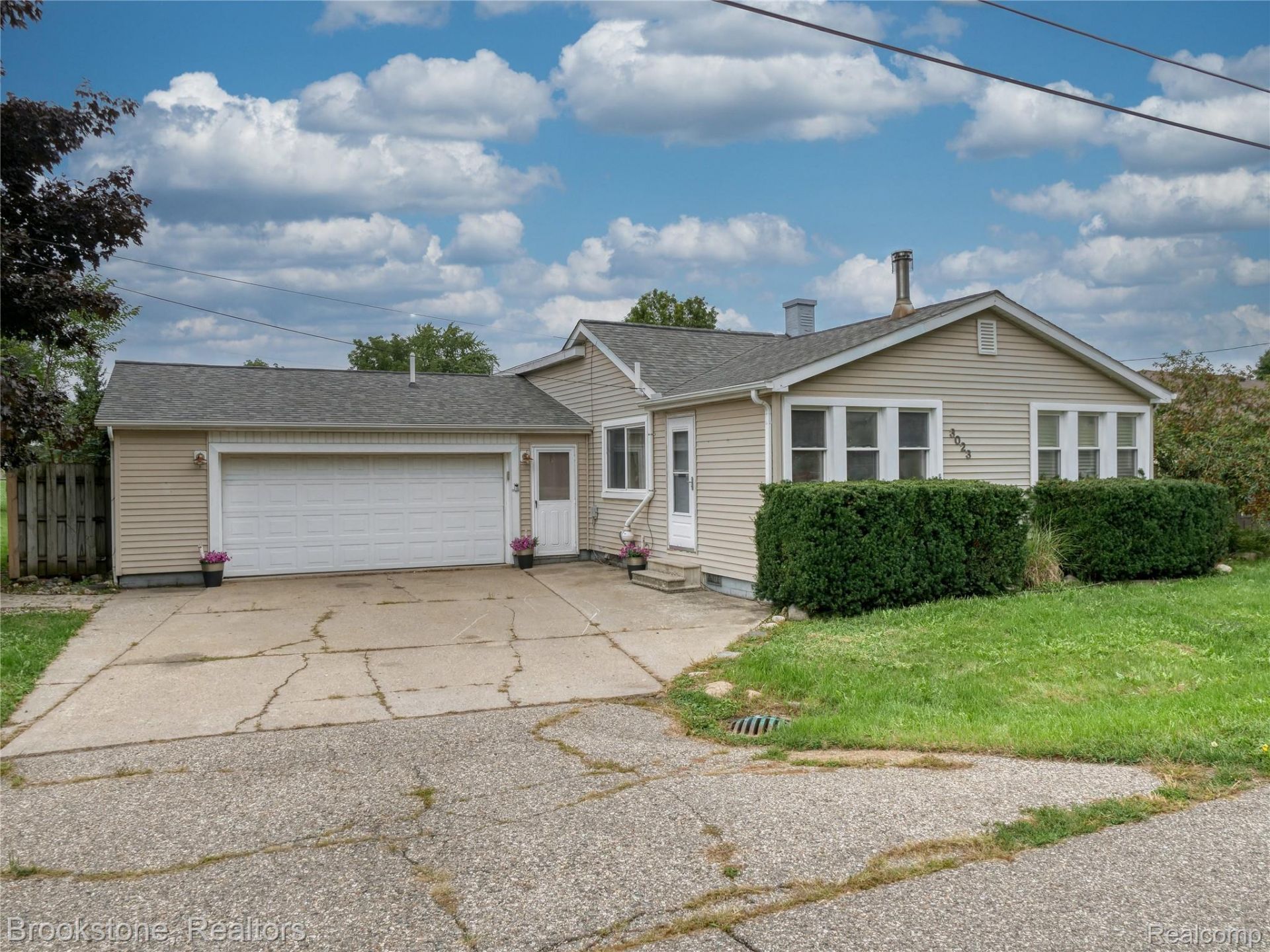 3023 Baker Heights, Grand Blanc Township, Mi 48507 Main Photo