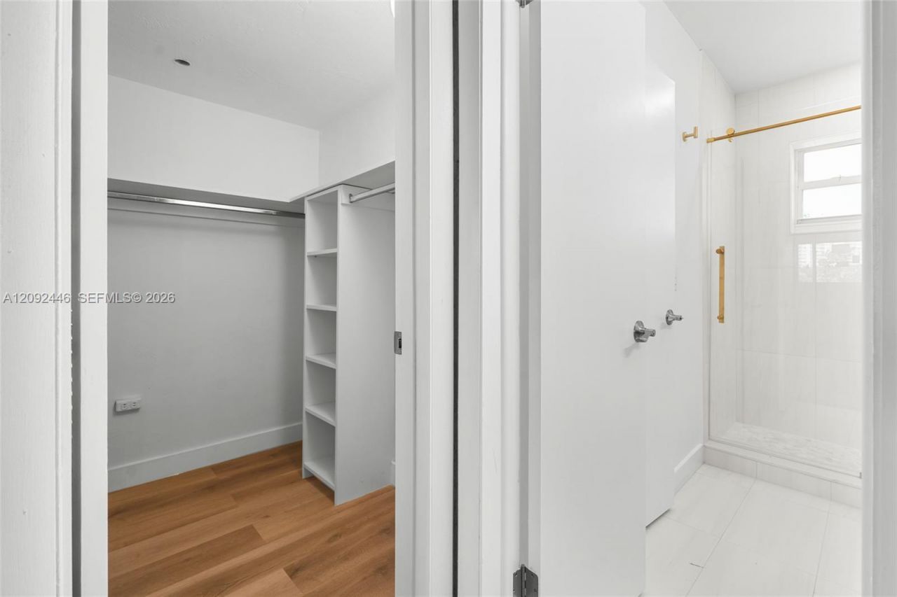 2929 Point East Dr , Unit A303, Aventura, FL 33160 Photo