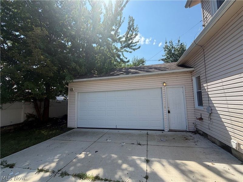 19870 Pasnow Avenue, Euclid, OH 44119 Photo 4