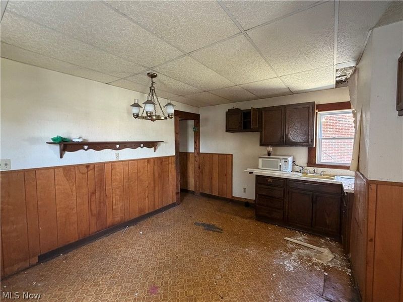 19870 Pasnow Avenue, Euclid, OH 44119 Photo 9