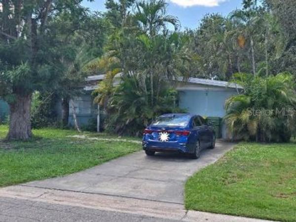 324 GOLDEN SANDS DRIVE , SARASOTA, FL 34232