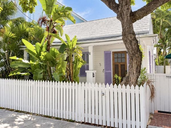 418 Amelia Street, KEY WEST, FL 33040