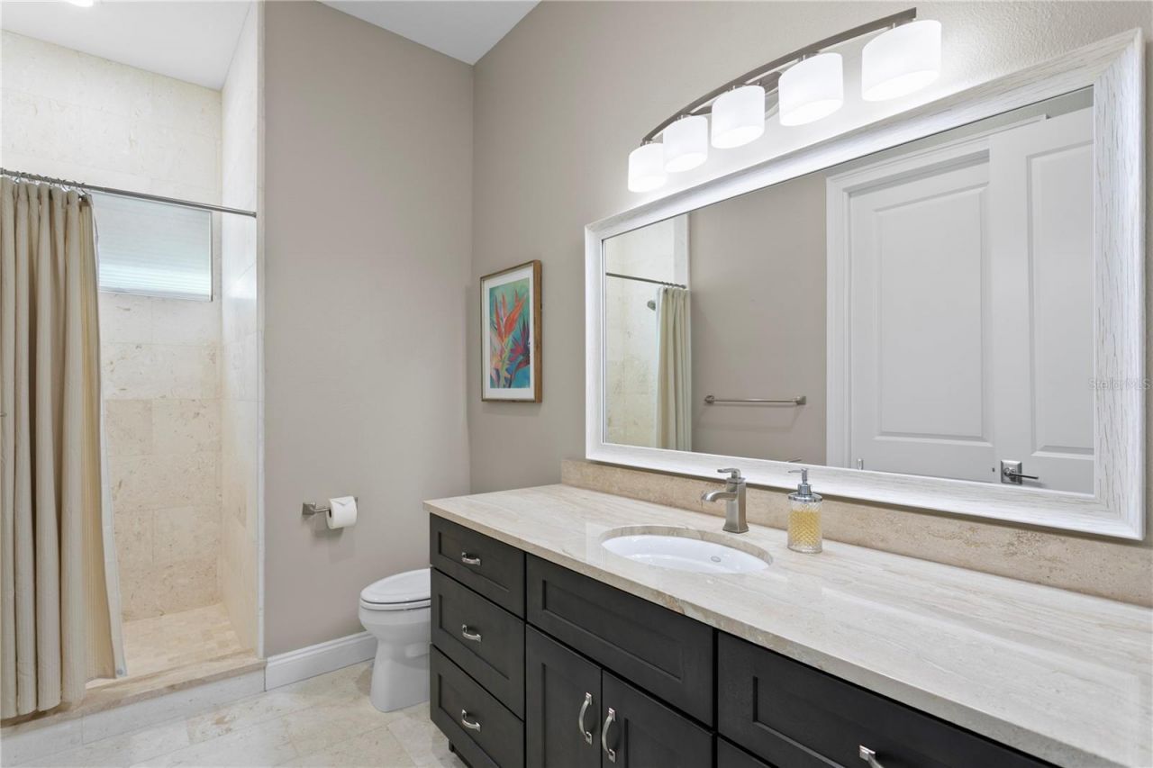 17814 Lee Avenue, Redington Shores, FL 33708 Photo