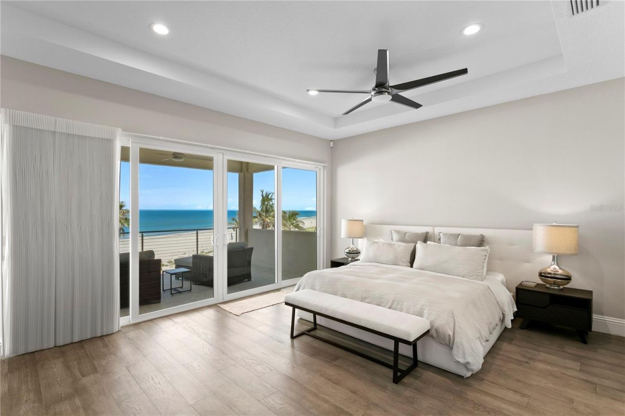 17814 Lee Avenue, Redington Shores, FL 33708 Photo