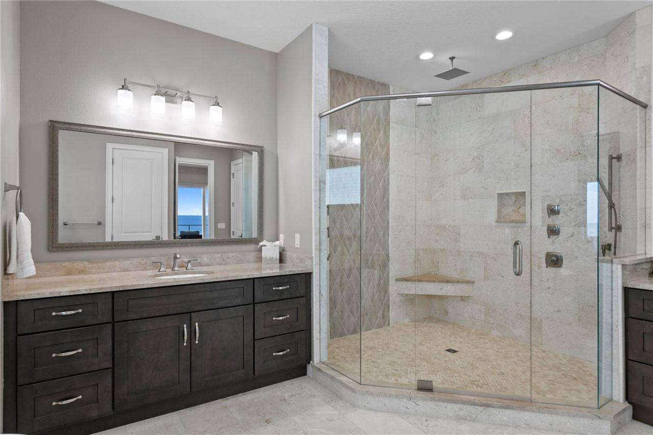 17814 Lee Avenue, Redington Shores, FL 33708 Photo