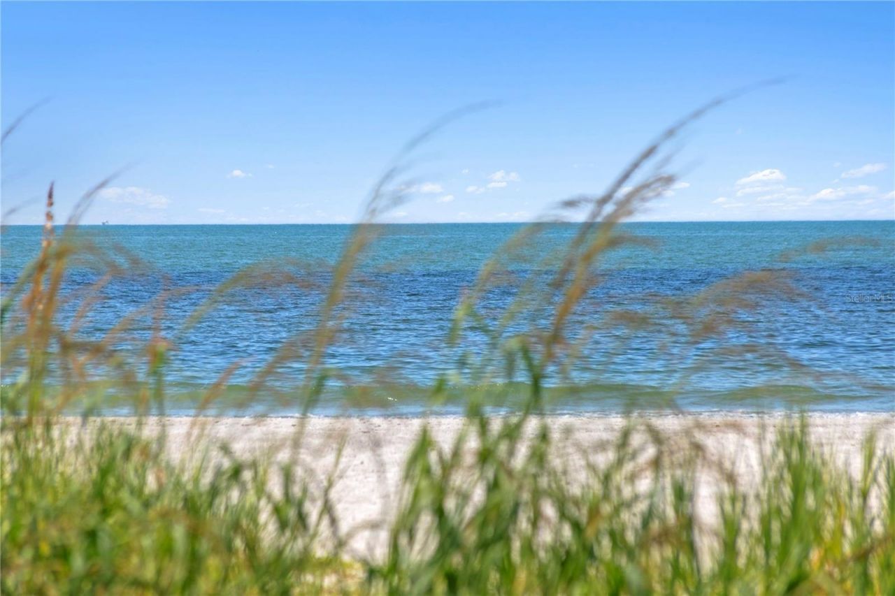 17814 Lee Avenue, Redington Shores, FL 33708 Photo