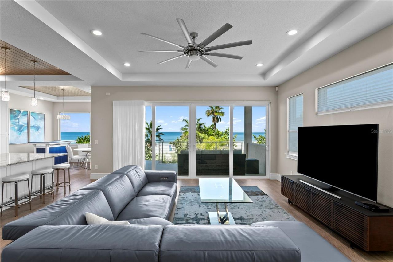17814 Lee Avenue, Redington Shores, FL 33708 Photo