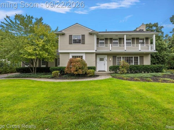 330 N Cranbrook Cross Road , Bloomfield Township, Mi 48301