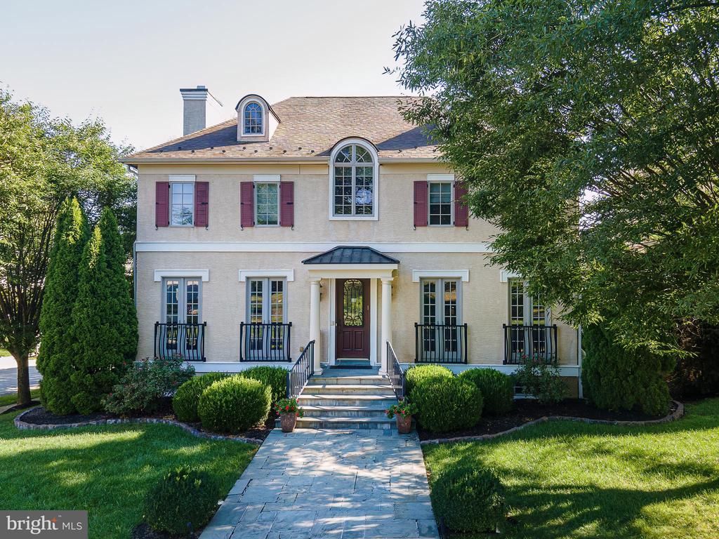 1641 READING CIRCLE, HUNTINGDON VALLEY, PA 19006