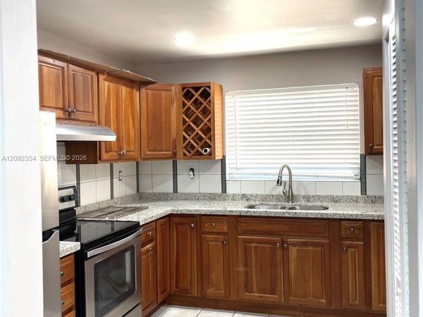7175 Nova Dr , Unit 107, Davie, FL 33317