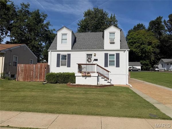 2315 Wengler Avenue, Overland, MO 63114