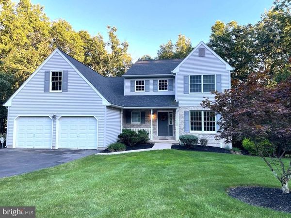44 TEABERRY DRIVE, DRUMS, PA 18222