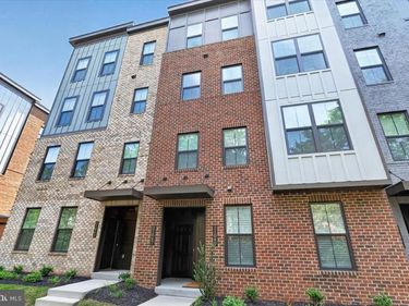 21847 EXPRESS TER , ASHBURN, VA 20147