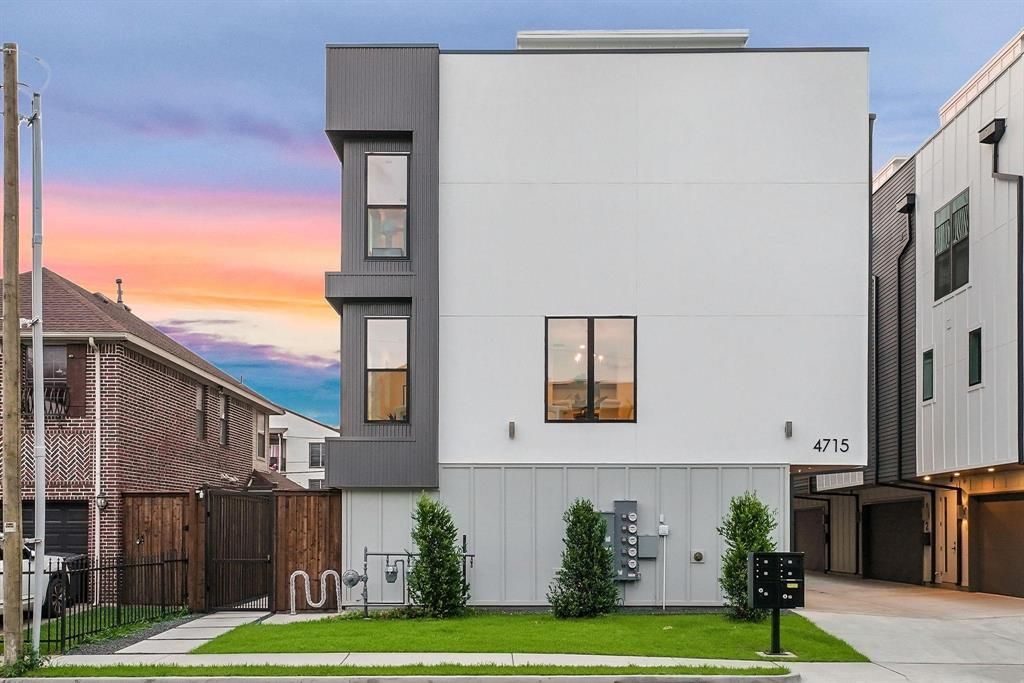 4715 Manett Street, Unit 103, Dallas, TX 75204 Main Photo
