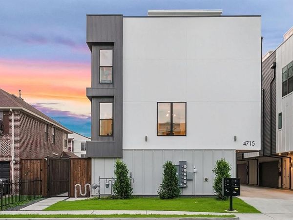 4715 Manett Street , Unit 103, Dallas, TX 75204