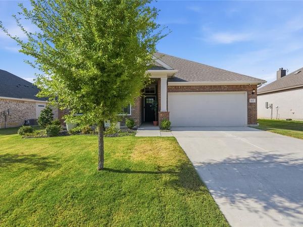 303 Ranch Road, Justin, TX 76247