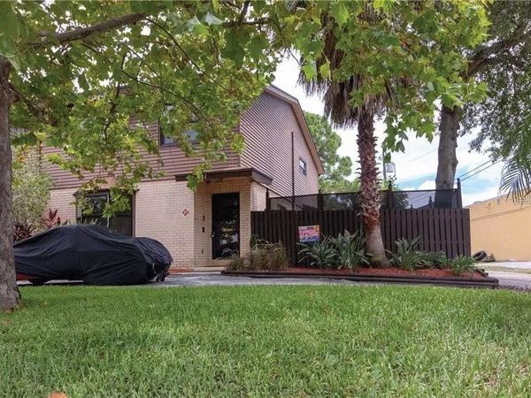 421 PALM AVENUE N, ST PETERSBURG, FL 33703