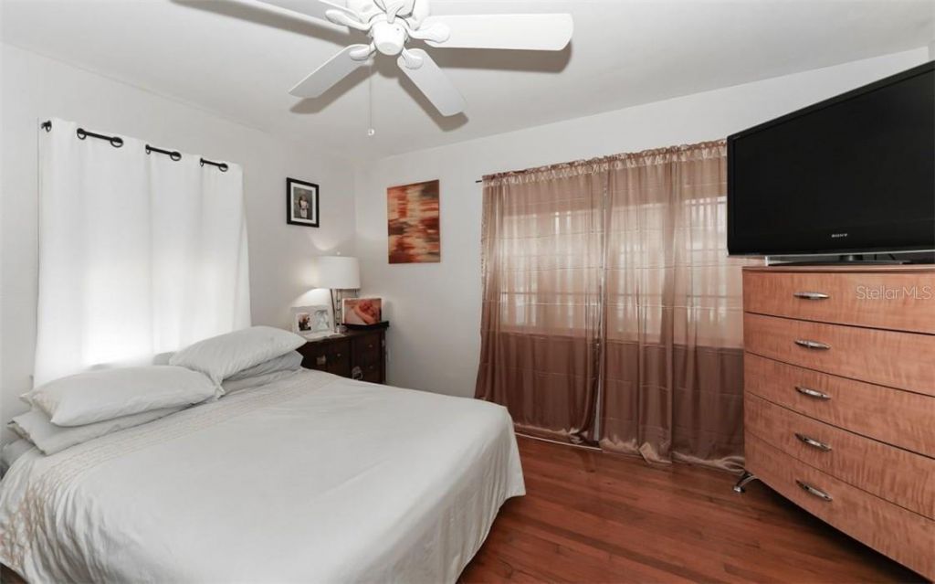 2141 Sunnyside Lane, Sarasota, FL 34239 Photo
