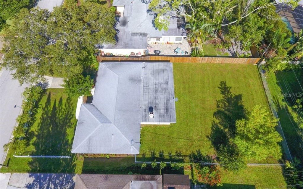 2141 Sunnyside Lane, Sarasota, FL 34239 Photo